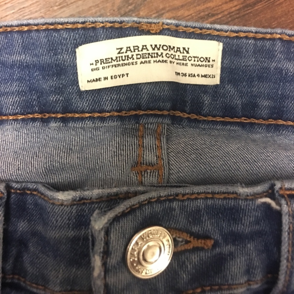 Jeans - Picture 2 of 3